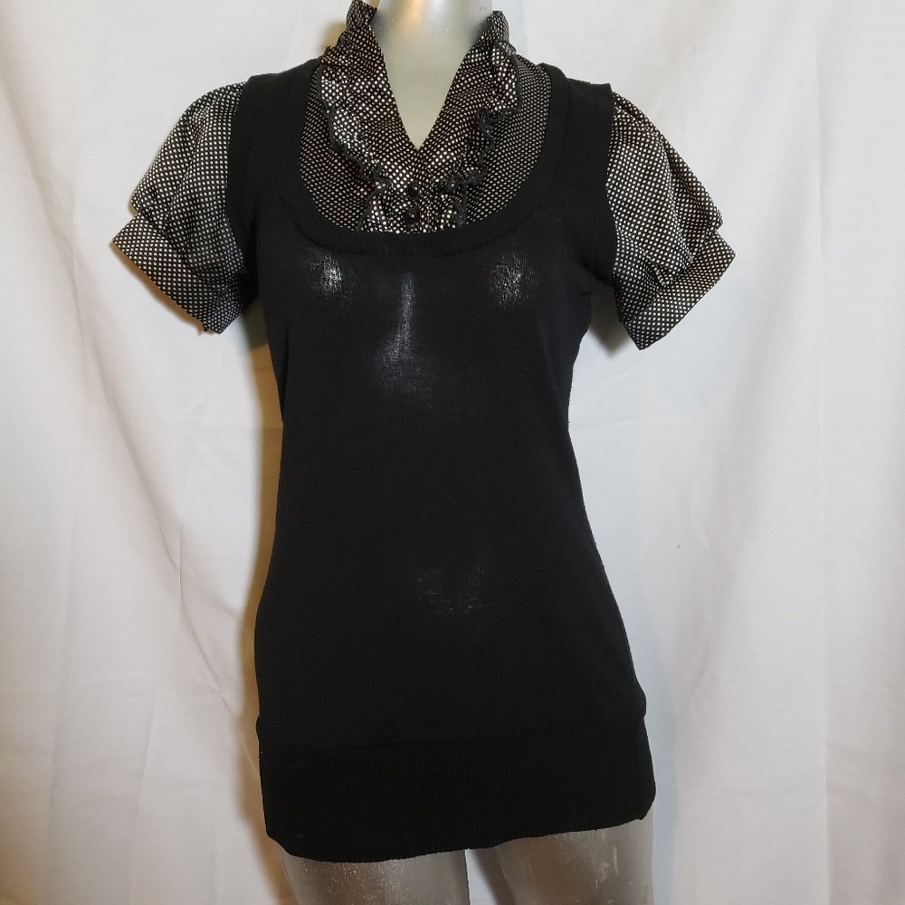 Strawberry women medium top